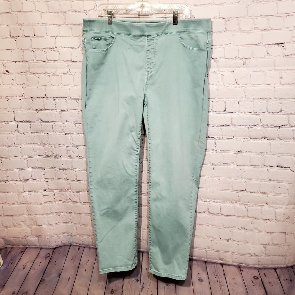 SOFT SUROUNDINGS JEANS